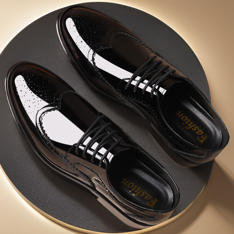 Young Men'S Grooming - Glossy Patent Leather Brogue Perforated Carved